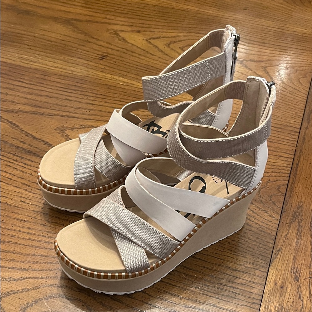 OTBT‎ Pavilion Platform Wedge Heels, size 7.5 - Picture 4 of 11